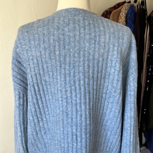 ZARA Ribbed Knit Boxy Cropped Cardigan Sweater, L - Picture 9 of 15